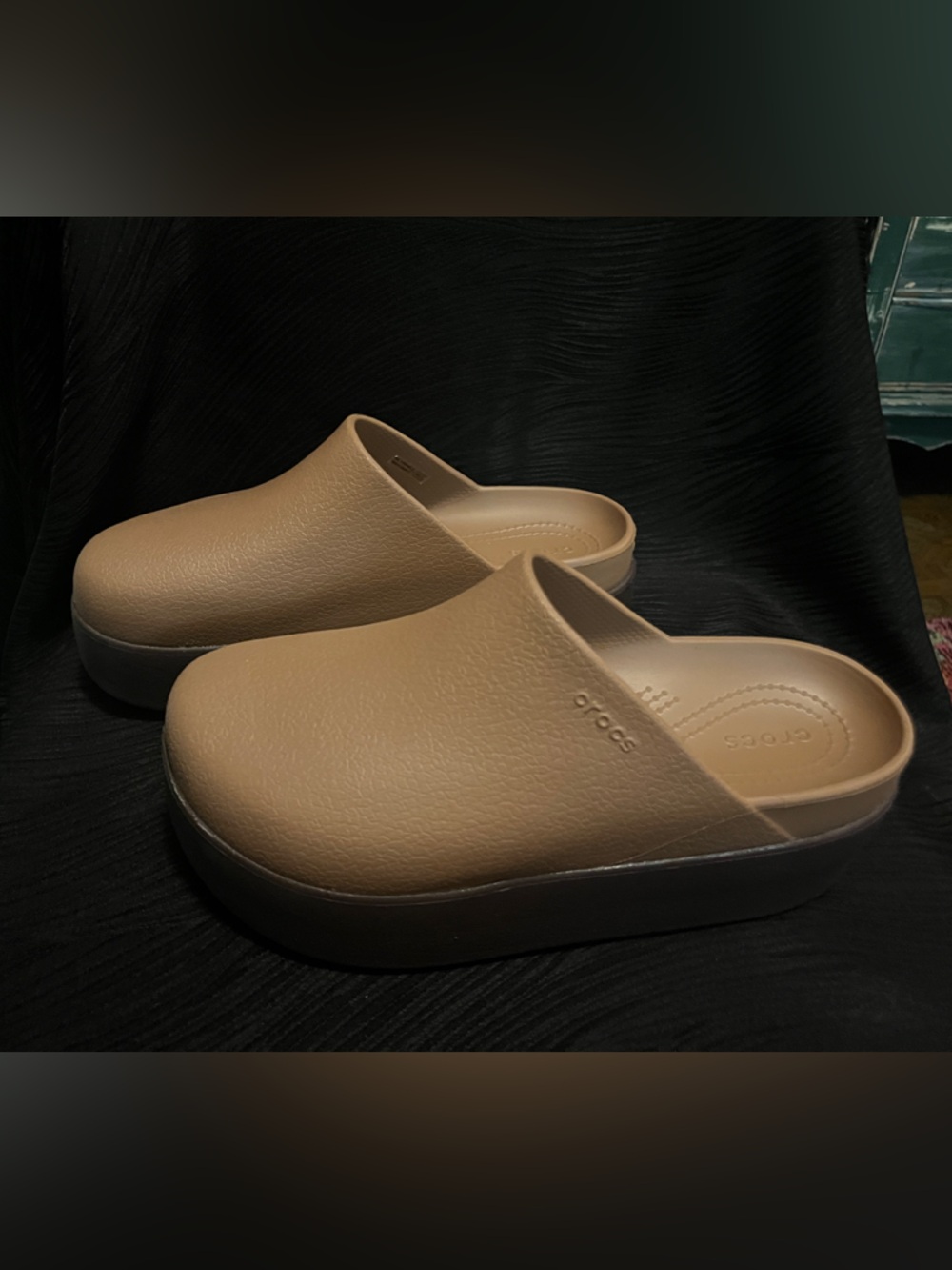 CROCS Slip-On Platform Mule in Light Brown